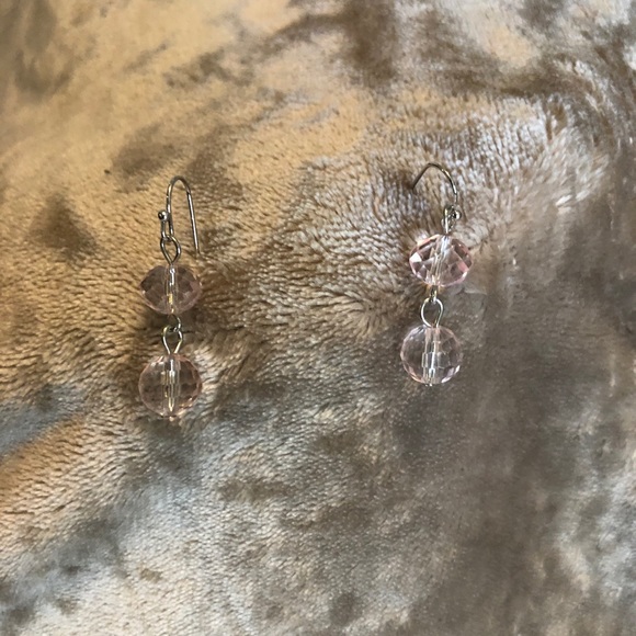 Very Pale Pink & Silver Necklace Set - Picture 10 of 11